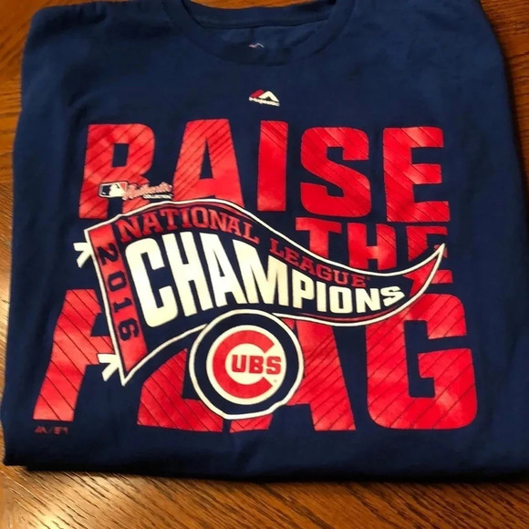 Chicago Cubs Champions Tee Shirt - Picture 4 of 4
